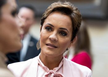 Federal judge temporarily blocks shutdown of US-funded radio network