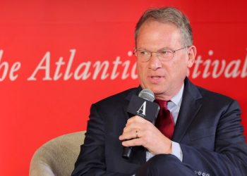 Trump not planning to fire Waltz after national security text chain leak