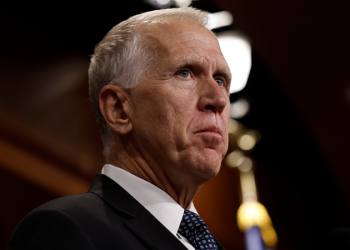 Hear the death threats Republican senator received about Trump