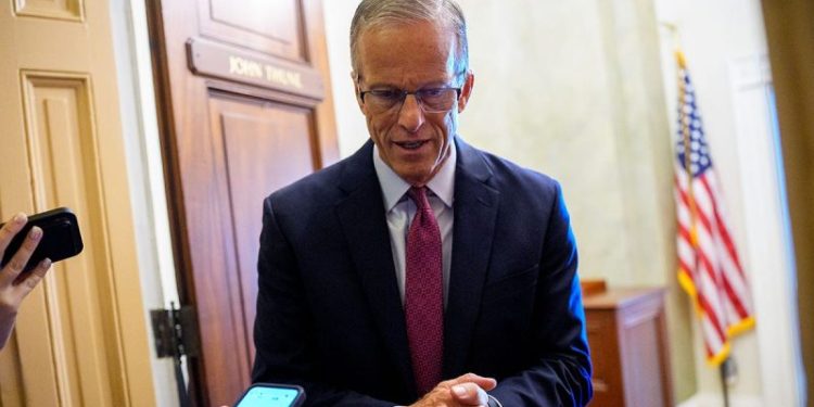 Trump-approved plan to avert government shutdown scuttled by Senate