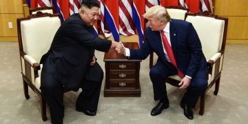 Trump and Kim Jong Un should make ‘bold decision’ to meet during his Asia trip, South Korean official says