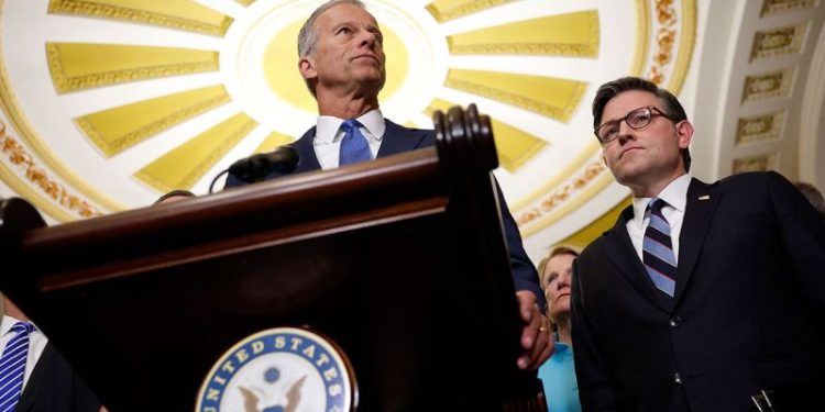 How closed-door negotiations and a guarantee ended longest government shutdown on record