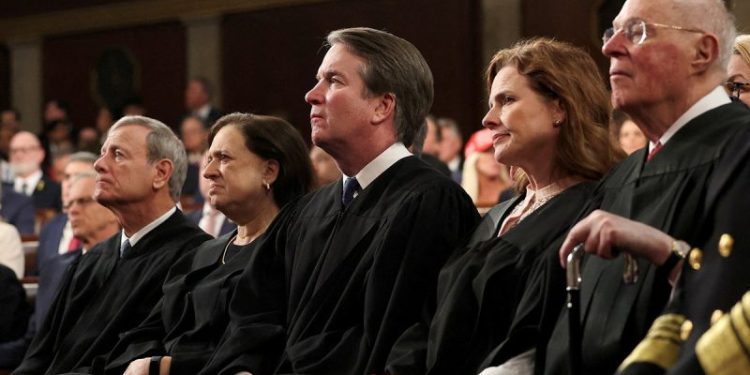 To go or not to go? Supreme Court at the State of the Union